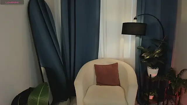 sofia chang online show from May 18, 1:28 pm