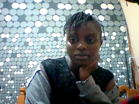 liligal online show from July 25, 5:36 am