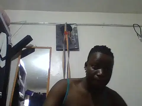 yourdreamgirlT online show from June 15, 4:56 am
