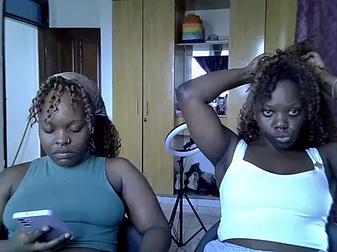 sexybaddies20 online show from July 21, 12:17 pm