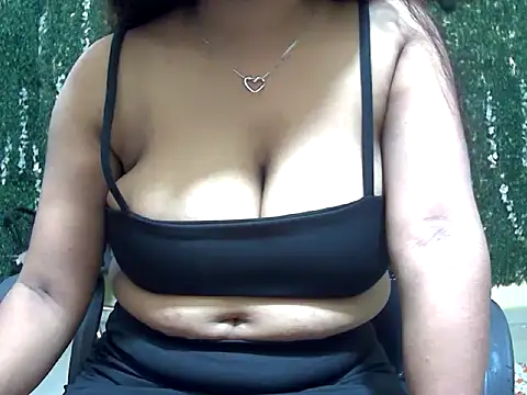 shallykaur online show from July 29, 4:45 am