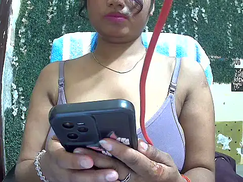 shallykaur online show from May 31, 4:40 am