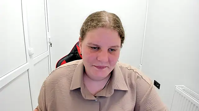 Bella shyy  online show from July 4, 3:19 pm