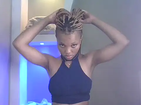 PrettyT5 online show from July 5, 6:08 am