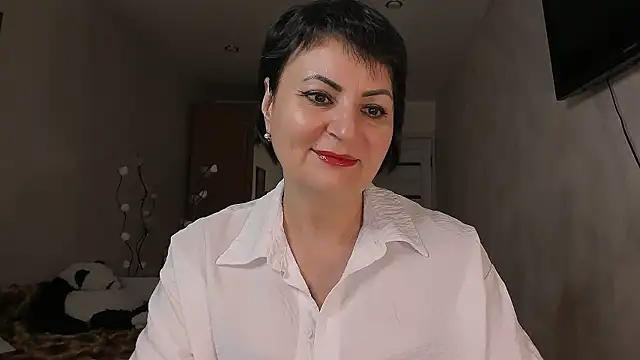 Helen Beller online show from July 4, 6:15 pm