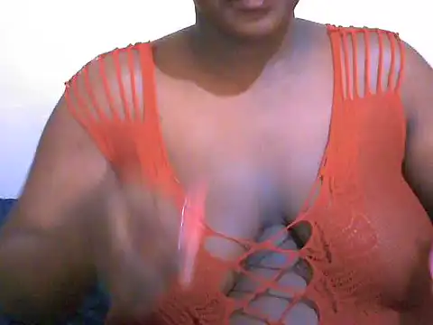 cumming-queen online show from July 16, 1:37 pm