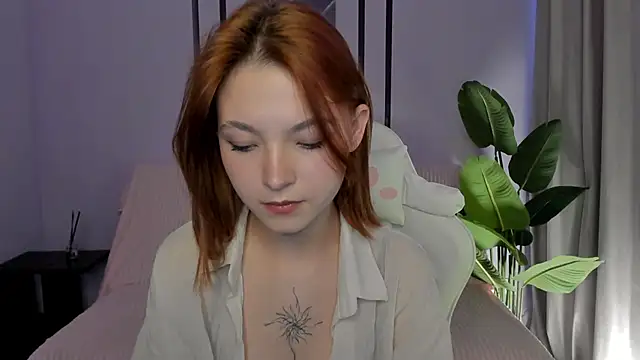 New Web Girl online show from May 26, 10:25 am