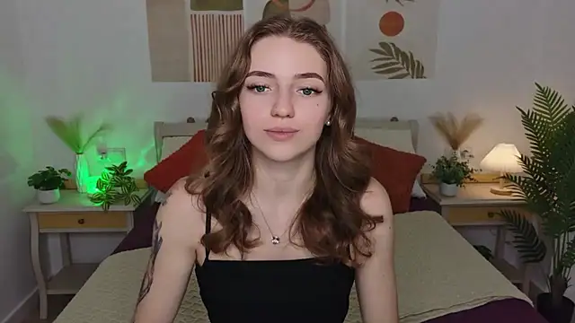 TayloryStar online show from July 29, 12:05 pm