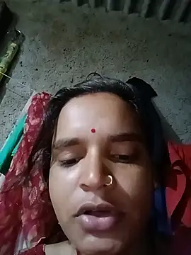 RAJNI CUTY69 online show from July 10, 11:37 pm