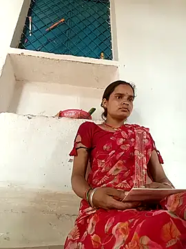 RAJNI CUTY69 online show from July 14, 2:05 am