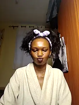 Sugarpie  online show from July 22, 3:51 am