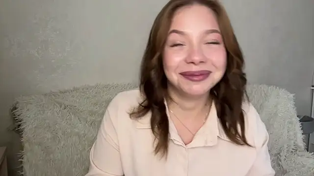 Lia be mine online show from May 28, 8:01 am