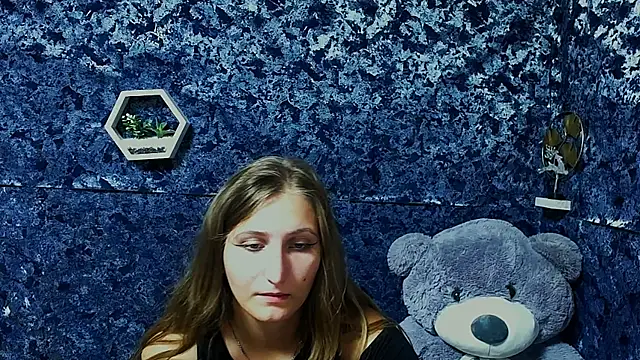Jenny smille  online show from July 21, 5:19 am