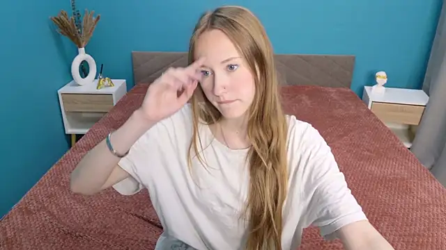 Calista Everleig online show from June 3, 11:22 am