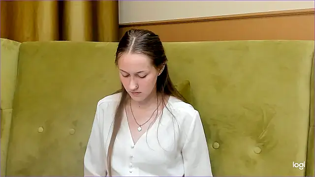 Calista Everleig online show from June 4, 2:54 pm