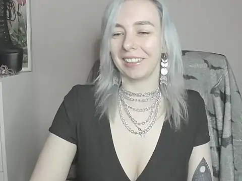 velvetanne online show from July 21, 6:47 am