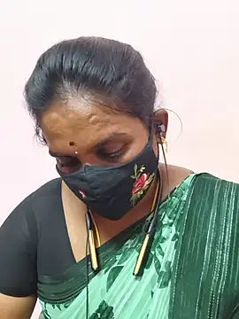 CuteTamizhachi online show from July 28, 4:51 pm