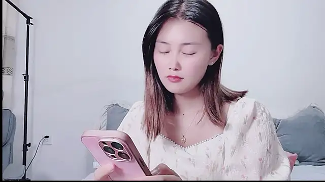naiyou-taozi online show from July 30, 1:56 pm