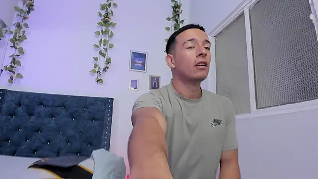 scarlett 777 dante online show from July 1, 2:27 pm
