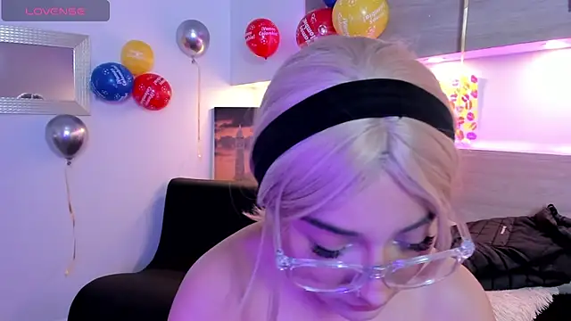 Nina-Mars online show from June 24, 9:14 pm