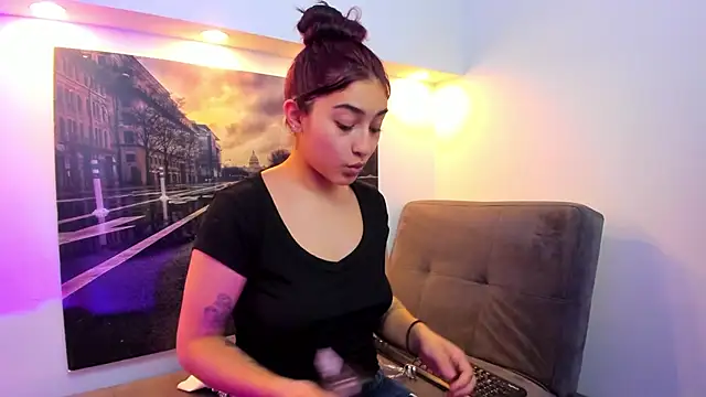 Nina-Mars online show from June 1, 7:37 pm