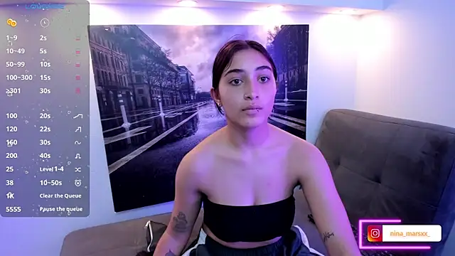 Nina-Mars online show from June 3, 9:09 pm