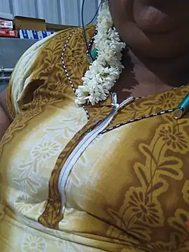 geetha431 online show from July 23, 5:10 pm