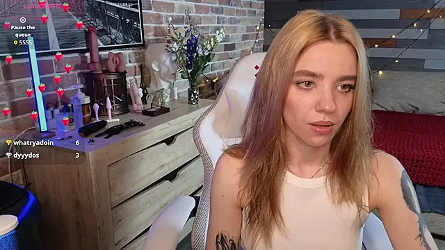 eva swetty online show from May 26, 10:09 pm