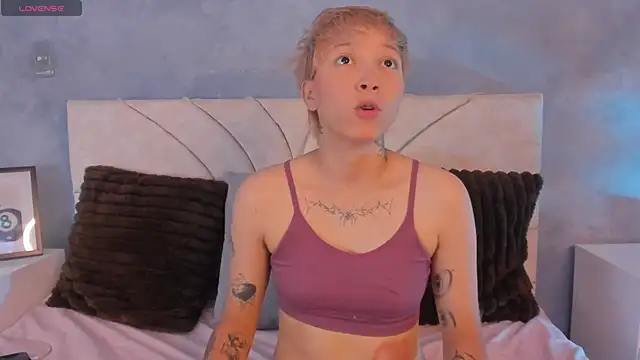 vane grey online show from July 16, 5:06 pm