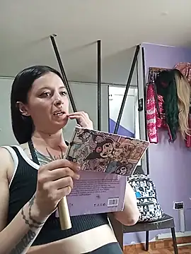 Lucia evans22 online show from July 29, 7:58 pm