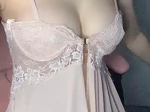 Uri sexy online show from June 10, 9:41 am