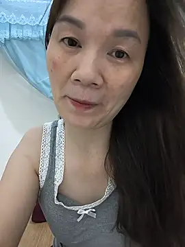 Lye lovely online show from July 24, 3:21 pm