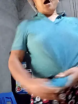 Bong sexy online show from July 25, 2:40 am
