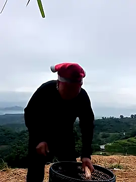 Bong sexy online show from July 5, 9:59 am