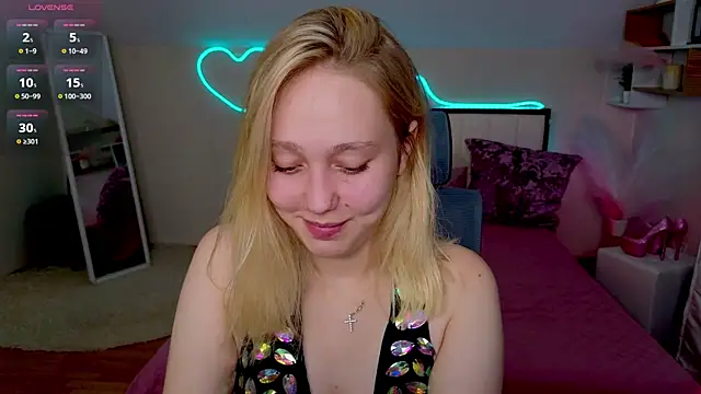 TinaShelton online show from July 27, 5:10 pm