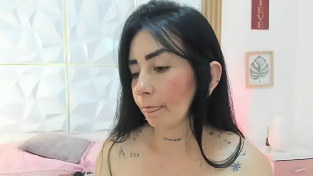 Anniee 333 online show from July 28, 6:20 pm