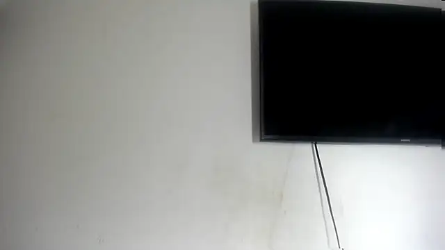 Fox Loves online show from July 19, 10:34 pm