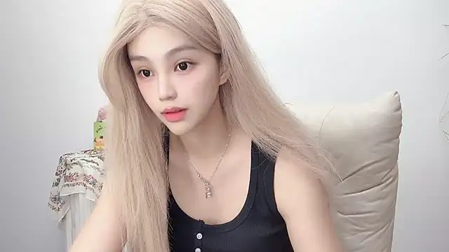 jiangjiang2005 online show from July 21, 6:52 pm