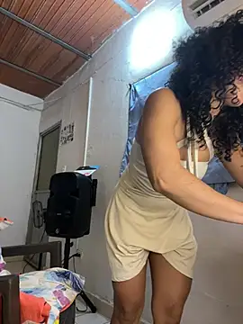 Miily 0 online show from July 20, 4:37 am