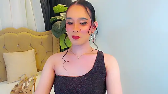 LexiLoreOnTop online show from June 17, 6:31 pm