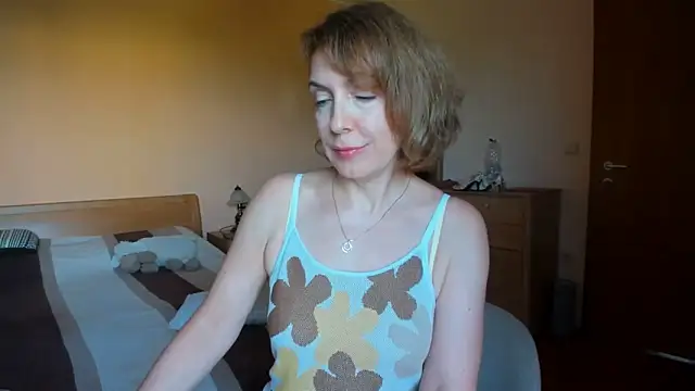 SummerLiza online show from June 18, 3:28 pm
