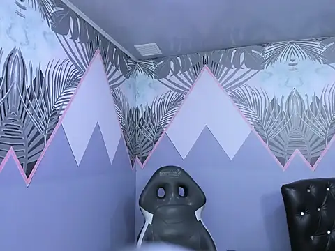 AuroraGreyy online show from May 28, 11:41 am