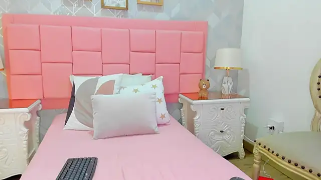 abbye rose online show from July 23, 7:55 pm