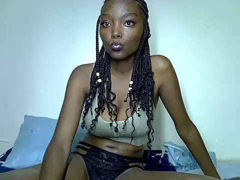 Tasha Arianah online show from June 20, 6:00 pm
