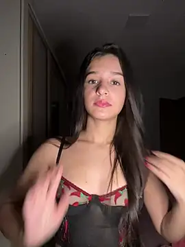 julhya duarte online show from May 31, 9:26 am