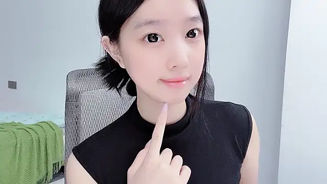 Yoyo33355 online show from July 23, 3:47 am