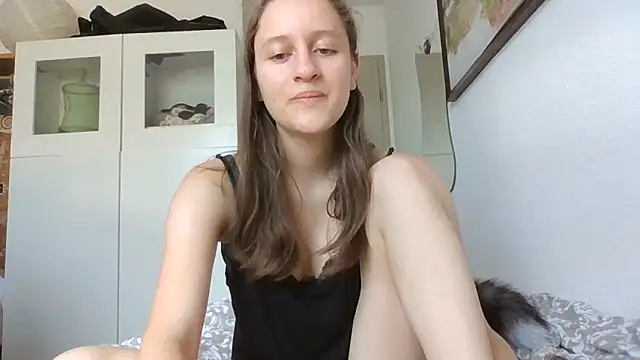 SoftieSophie online show from June 13, 12:24 pm