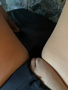 elizabethenglishrosey online show from July 14, 9:57 am