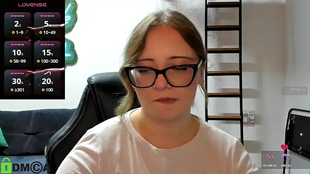 JuliNy x online show from June 4, 2:43 pm