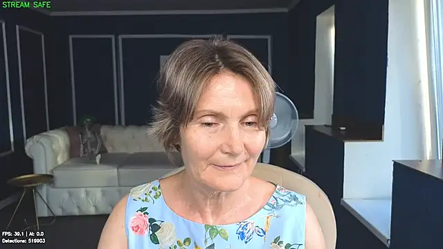 Mabel Magic online show from July 28, 3:21 pm
